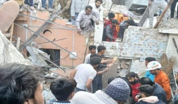 পাকিস্তানে গ্যাস সিলিন্ডার বিস্ফোরণ, নবদম্পতিসহ নিহত ৬ পাকিস্তানে গ্যাস সিলিন্ডার বিস্ফোরণ, নবদম্পতিসহ নিহত ৬