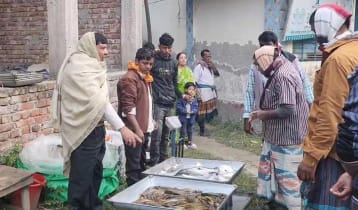 শরীয়তপুরে দুইশ বছরের জোড় মাছের মেলা 