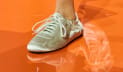 ২০২৬ এর ফ্যাশনে থাকবে স্যাটিন স্নিকার্স, এই জুতার বৈশিষ্ট্য জেনে নিন