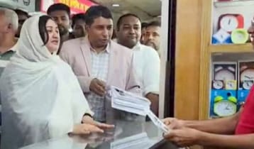 তারেক রহমানের জন্য ভোট চাচ্ছেন কোকোর স্ত্রী শর্মিলা