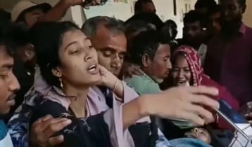 মাজারে যাওয়ার পথে পিকআপ উল্টে প্রাণ গেল ২ জনের