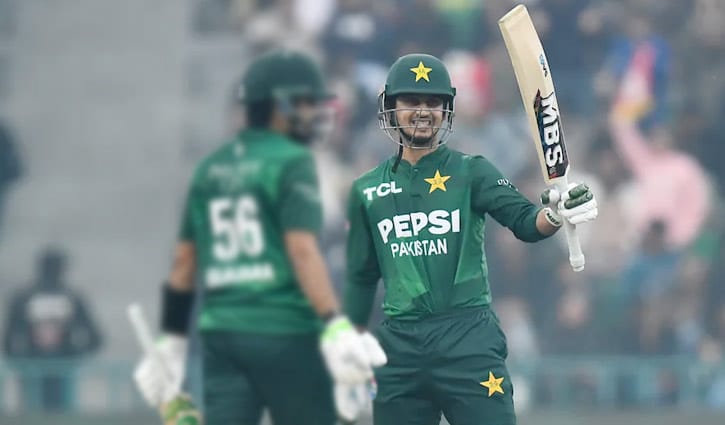 বিশ্বকাপের আগে বিশ্বসেরা অলরাউন্ডার সাইম