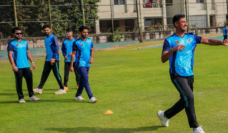 যাকে নিয়ে এত কিছু, সেই বলছেন, ‘লেট ইট গো’