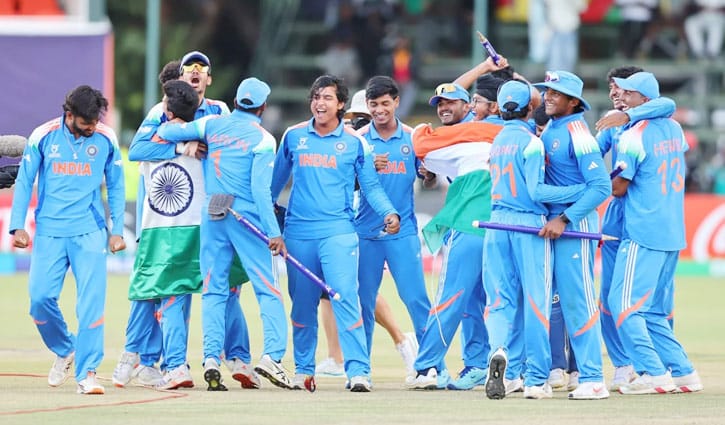 সূর্যবংশীর ১৭৫ রানে ভর করে ভারত চ্যাম্পিয়ন