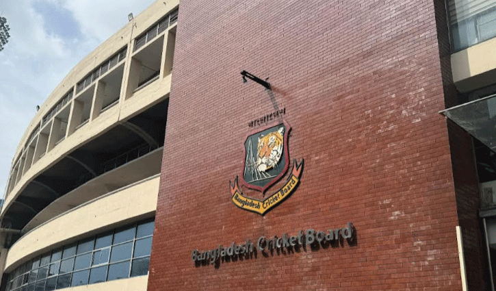 রাতে ক্রিকেটারদের নিয়ে বিসিবির পরিচালকদের বৈঠক, সিদ্ধান্তে অটল ক্রিকেটাররা