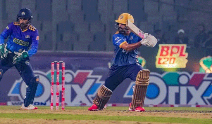 ‘অসম্মানজনক’ যে আচরণে সব ওলটপালট হয়েছিল সাইফের