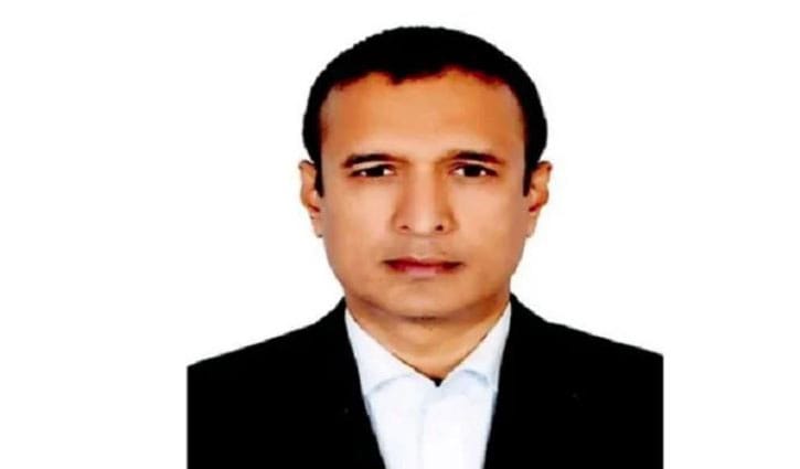 ডিএসইতে সিএফও হিসেবে যোগ দিলেন আবিদ হোসেন