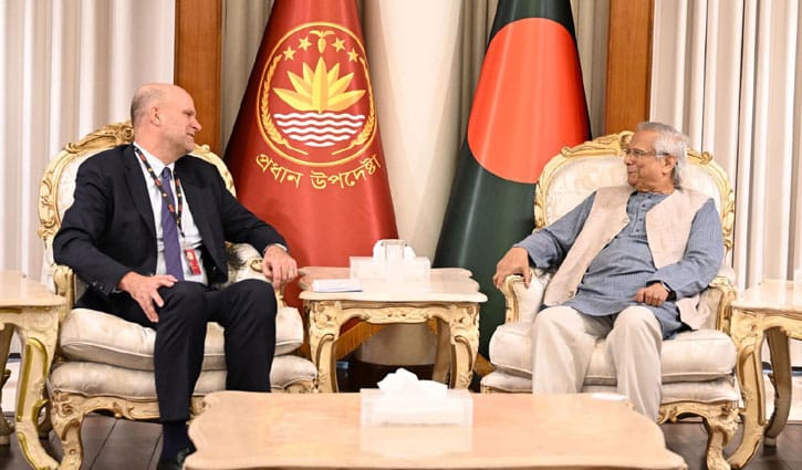 রোহিঙ্গা সংকটের একমাত্র টেকসই সমাধান প্রত্যাবাসন: প্রধান উপদেষ্টা