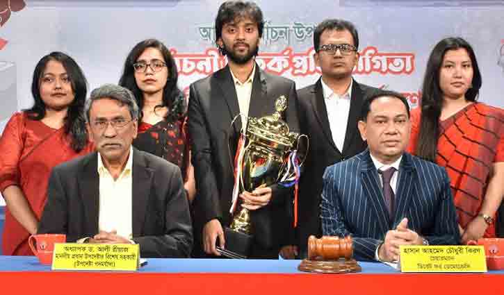 তরুণরাই গণতন্ত্রের ভিত রচনা করবে: আলী রীয়াজ