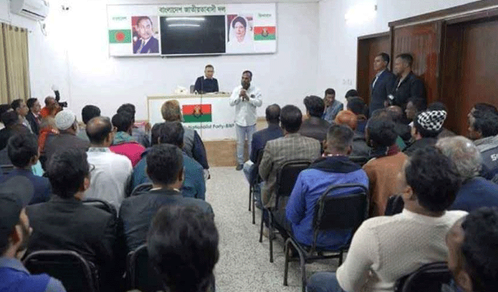 রিকশা-ভ্যান-অটো চালকদের কষ্টের কথা শুনলেন তারেক রহমান