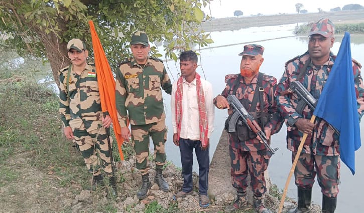 বাংলাদেশে ঢুকে পড়া ভারতীয় নাগরিককে ফেরত দিল বিজিবি