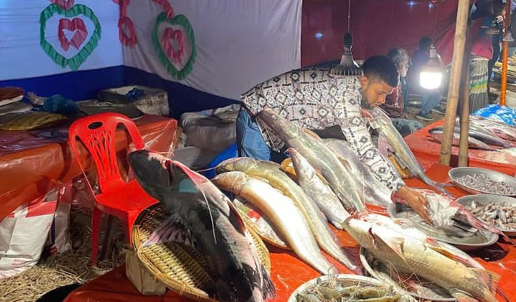 মৌলভীবাজারে ২০০ বছরের ঐতিহ্যবাহী মাছের মেলা 