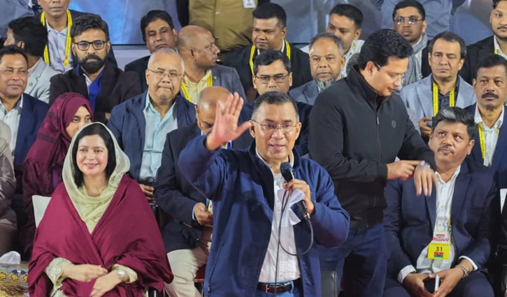 ‘গার্মেন্টসের রাজধানী’ গাজীপুরে তারেক রহমান, ‘দেশে নতুন শিল্প আনব’