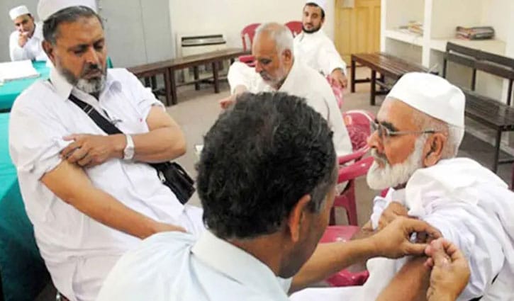 হজযাত্রীদের টিকা দেওয়া হবে ৮০ কেন্দ্রে 