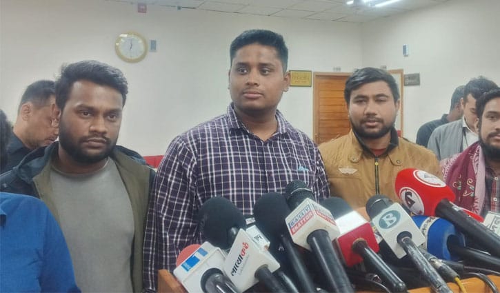 দমন-পীড়ন ও কেন্দ্র দখলের ইঙ্গিত স্পষ্ট হচ্ছে: হাসনাত