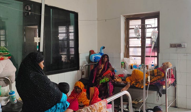 চুয়াডাঙ্গায় শীতজনিত রোগ বাড়ছে  