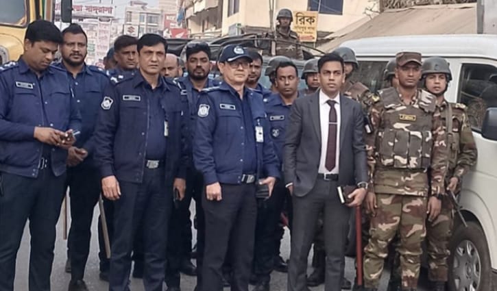 কাদের সিদ্দিকীর সভা ও যুবদলের সমাবেশ ঘিরে উত্তেজনা, প্রশাসনের হস্তক্ষেপে বাতিল