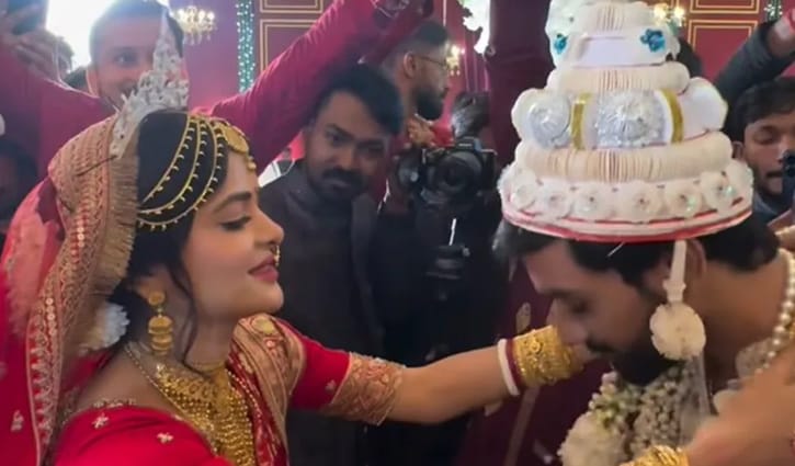 ফের বিয়ে করলেন মধুমিতা