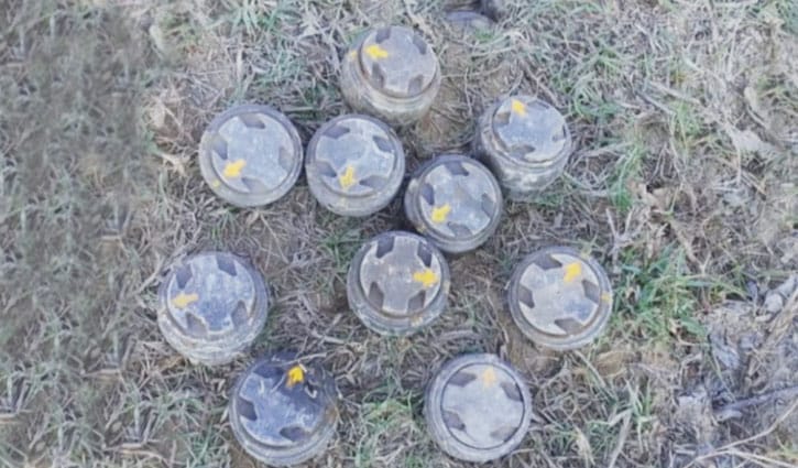 মিয়ানমার সীমান্তে স্থল মাইনের চাপ প্লেট উদ্ধার, এলাকায় আতঙ্ক