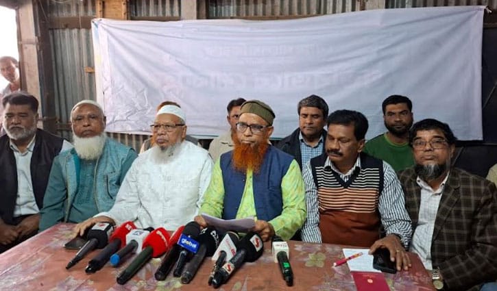 গজারিয়ায় উপজেলা বিএনপির সদস্য সচিবসহ ২১ নেতাকর্মীর পদত্যাগ