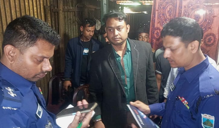 ‘ফুড ইন্সপেক্টর’ সেজে টাকা দাবি, প্রতারক আটক