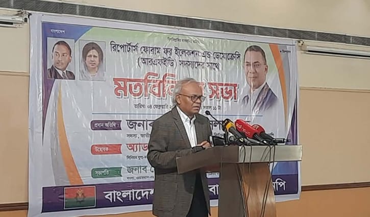 নতুন কৌশলে আবার ফ্যাসিবাদ মাথাচাড়া দিতে পারে: রিজভী