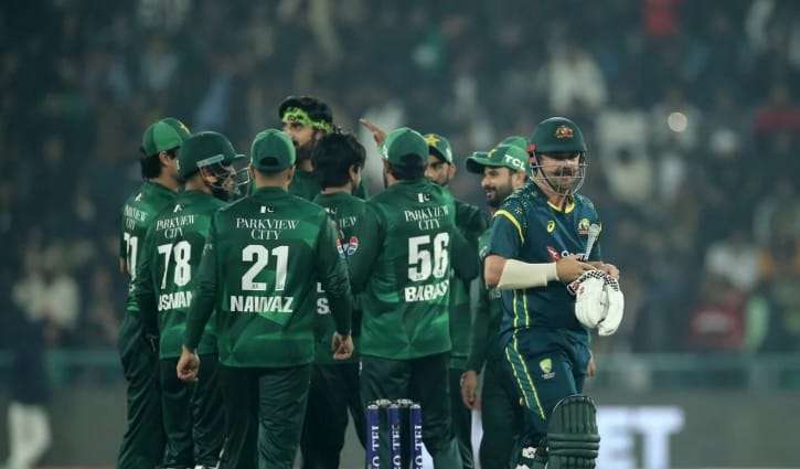 ২১ বছরে অস্ট্রেলিয়ার বড় পরাজয়, পাকিস্তানের সবচেয়ে বড় জয়