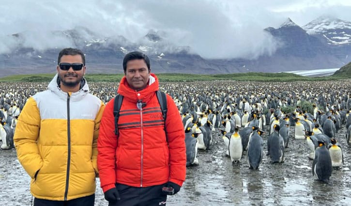 অ্যান্টার্কটিকা অভিযানে জনপ্রিয় ইউটিউবার সালাহউদ্দিন সুমন ও নিলয় 