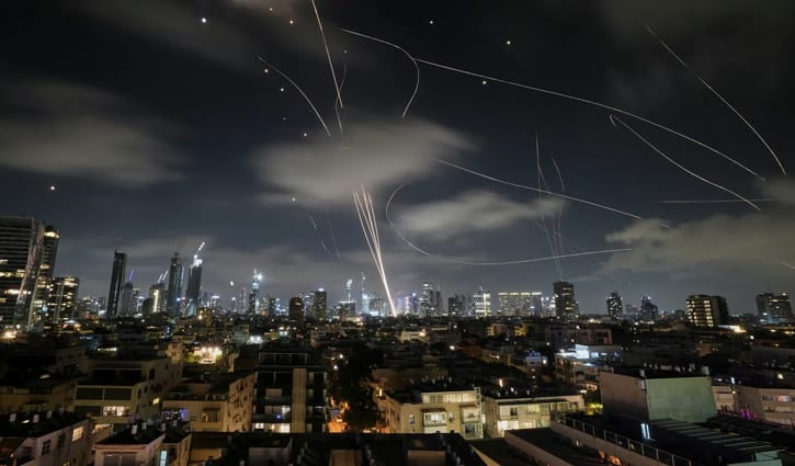 মার্কিন আগ্রাসনের জবাব হবে ‘সর্বাত্মক যুদ্ধ’: ইরান