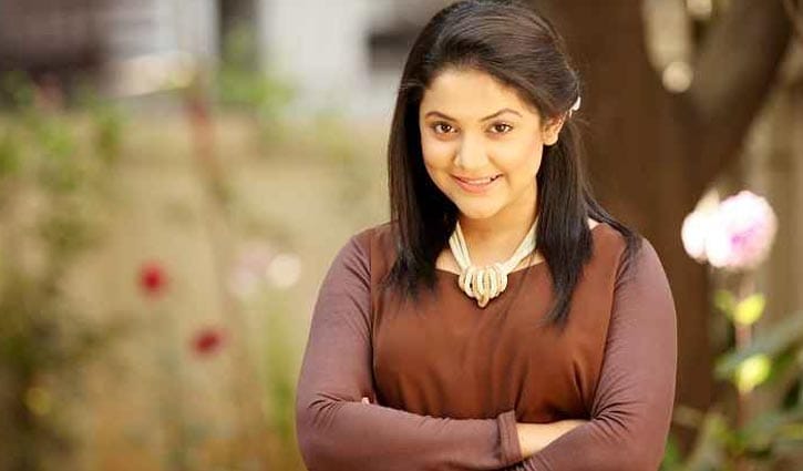 অভিনেত্রী ঊর্মিলাসহ ৩ জনের সম্পদের হিসাব চাইবে দুদক