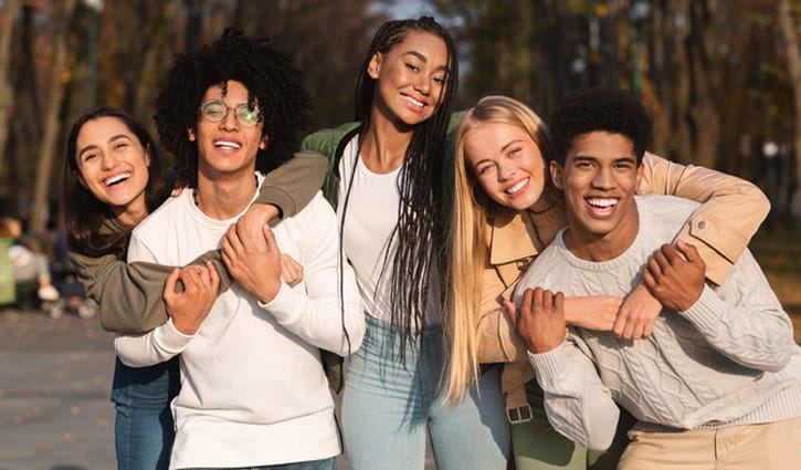 জেন-জিদের জীবনের ৬ বৈশিষ্ট্য 