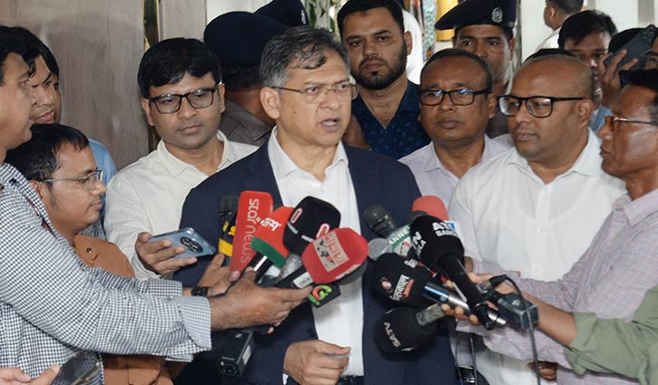 অপরাধ দমনে পুরস্কার-তিরস্কার নীতি বহাল থাকবে: স্বরাষ্ট্রমন্ত
