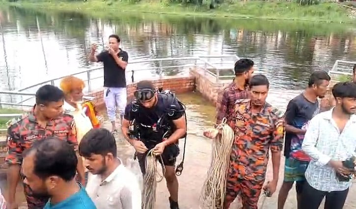 নারায়ণগঞ্জে গোসল করতে নেমে শালি-শালা-দুলাভাইয়ের মৃত্যু