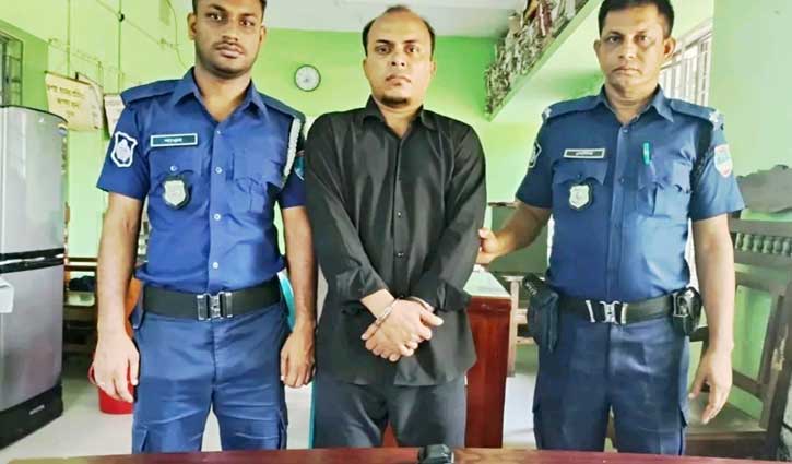 খুলনায় বিদেশি পিস্তলসহ যুবক গ্রেপ্তার
