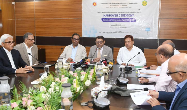 ইন্টার্ন চিকিৎসকদের দাবি যৌক্তিক হলে বিবেচনা করবে সরকার