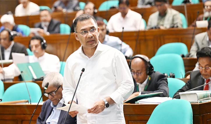 প্রশাসনে দুর্নীতির জায়গা নেই, জবাবদিহি নিশ্চিতের ন