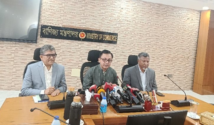 চাল-নিত্যপণ্যের বাজারে স্বস্তি, দাম সরবরাহ স্বাভাবিক: বাণিজ্যমন্ত্রী