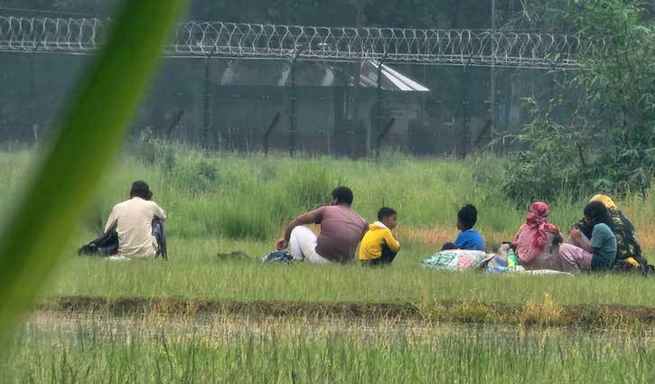 পুশইনের চেষ্টায় শূন্যরেখায় ১০ জন ৩ দিন আটকা