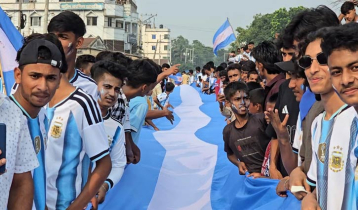 হিলি বন্দরে নীল-সাদায় রাঙানো আর্জেন্টিনা ভক্তদের উচ্ছ্বাস