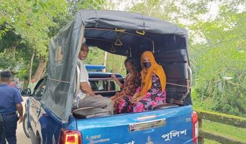 মানিকগঞ্জে বৃদ্ধাকে কুপিয়ে হত্যা, মেয়ে গ্রেপ্তার 