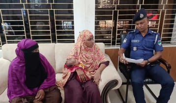 বিক্রি হওয়া নবজাতককে মায়ের কোলে ফিরিয়ে দিলো পুলিশ