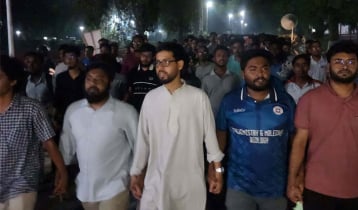 সংসদে হিজাব নিয়ে কটূক্তির প্রতিবাদে রাবি শিবিরের বিক্ষোভ সংসদে হিজাব নিয়ে কটূক্তির প্রতিবাদে রাবি শিবিরের বিক্ষোভ