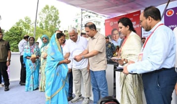 বাজেটকে ‘চানাচুর’ বলা মানে জনগণের বিরুদ্ধে অবস্থান: প্রধানমন্ত্রী