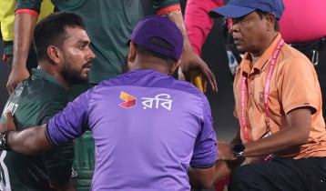 বিপদমুক্ত মিরাজ বাসায় ফিরেছেন, তৃতীয় ওয়ানডের স্কোয়াডেও আছেন
