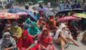 তেজগাঁওয়ে পোশাক শ্রমিকদের সড়ক অবরোধ