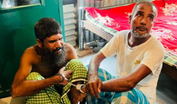 বৃদ্ধকে কুপিয়ে হত্যা, বাবা-ছেলে আটক