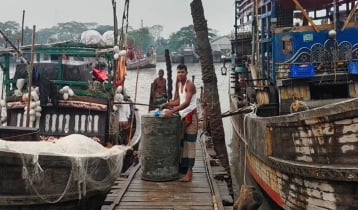 মধ্যরাতে শেষ হচ্ছে মাছ ধরার ৫৮ দিনের নিষেধাজ্ঞা