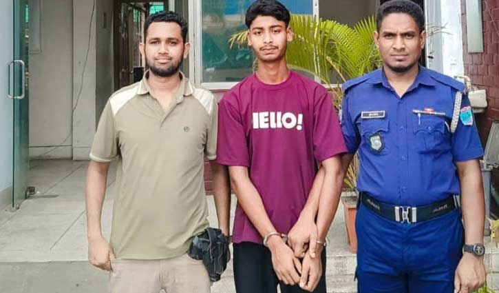 স্কুলছাত্রীকে বিবস্ত্র করে ভিডিও: প্রধান আসামি গ্র