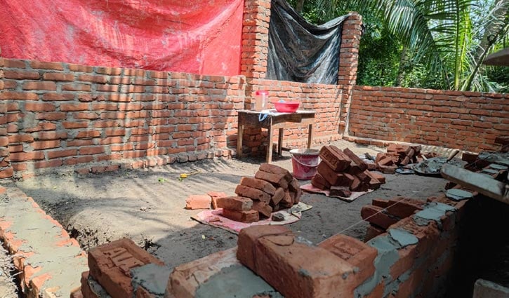 নোয়াখালীতে মুক্তিযোদ্ধা পরিবারের জমি দখলের অভিযোগ