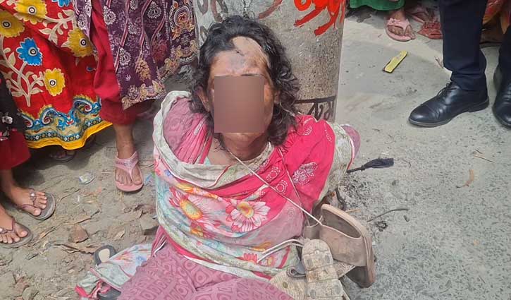 চুল কেটে জুতার মালা পরিয়ে বেঁধে নারীকে নির্যাতন 